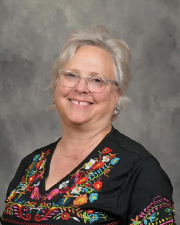 Schukis, Vanessa