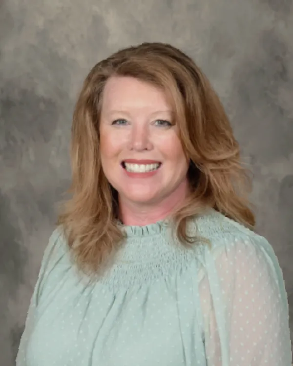 Shanahan, Lynn